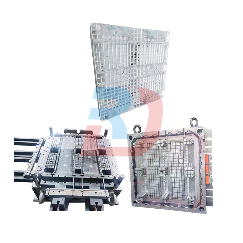 1310 Three Skid Pallet Mould